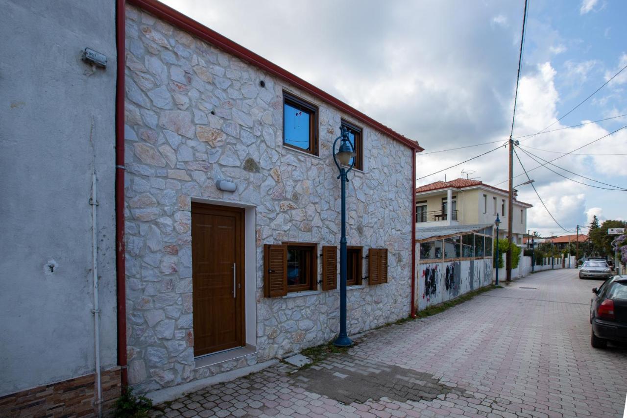 Nymphes House Pefkochori Villa Bagian luar foto